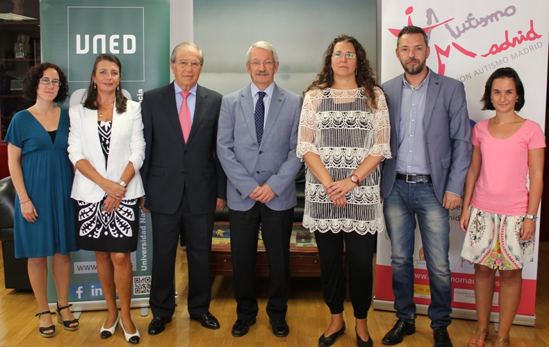 uned_firma_convenio