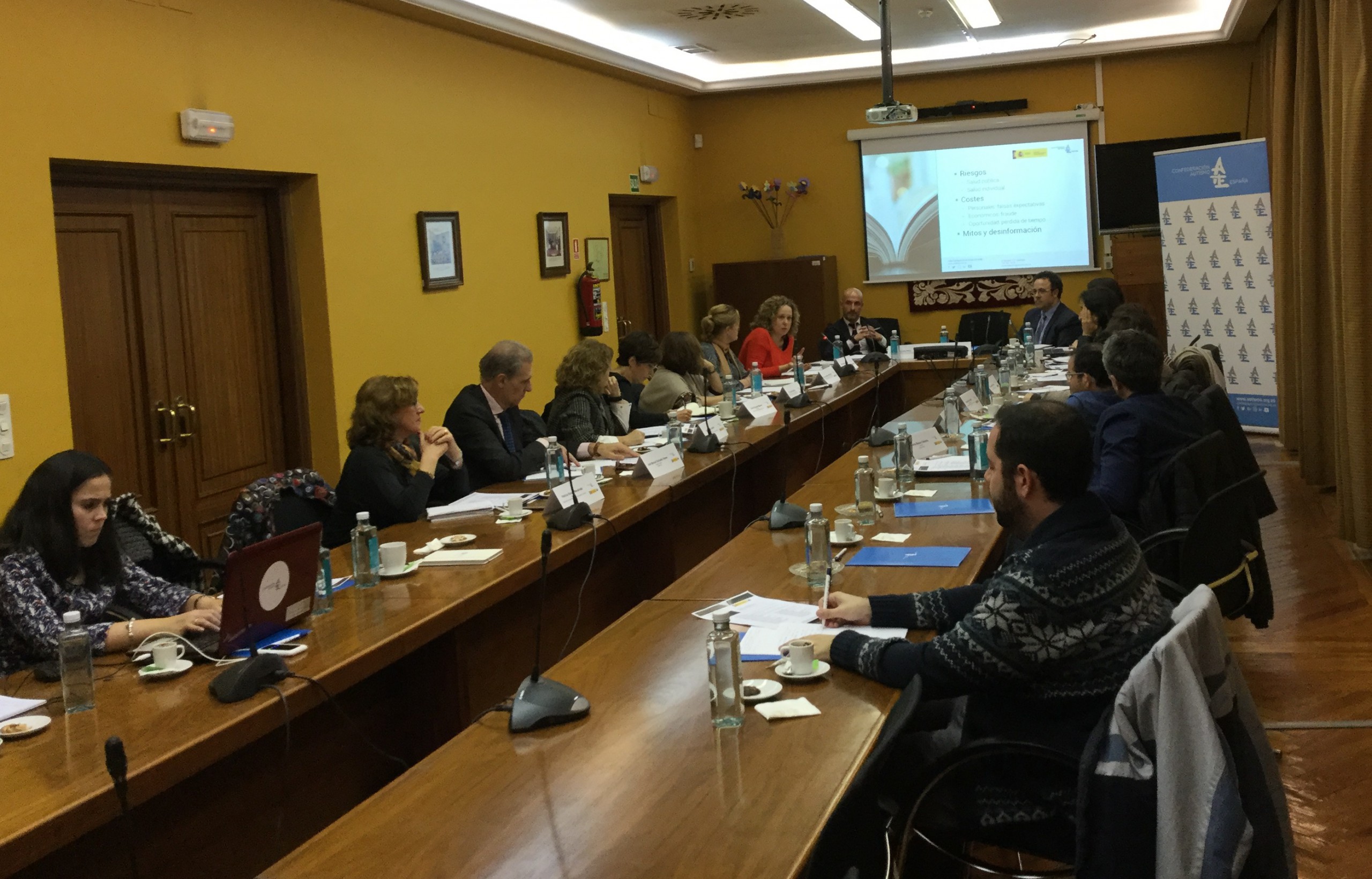 presentacionunidaddefensaderechos