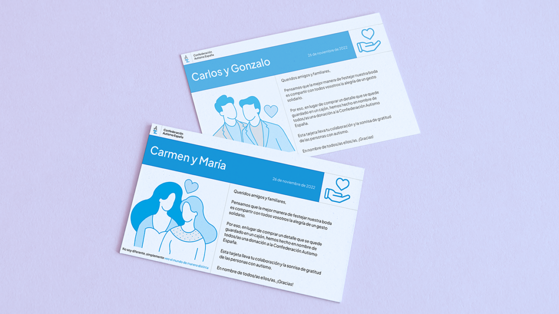 Muestra de dos tarjetas personalizadas de Autismo España sobre un fondo violeta